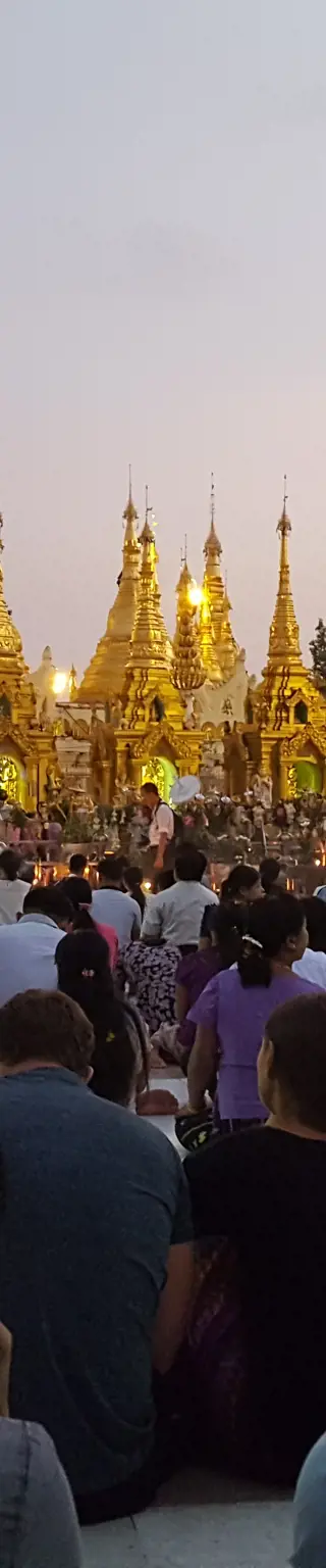 Im Bann der Shwedagon Pagode